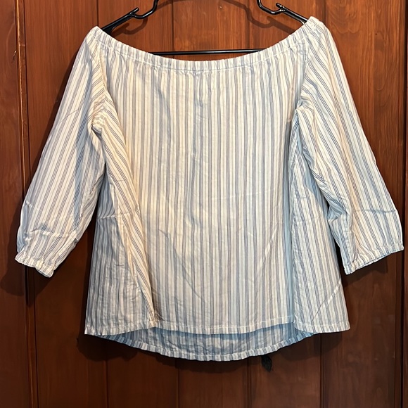 Madewell Top - Picture 2 of 6